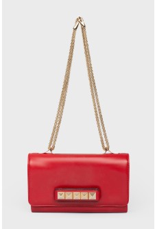 Rectangular bag with chain and button