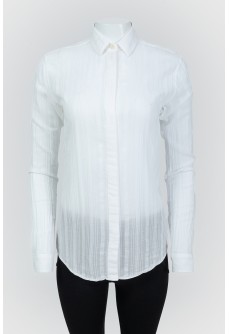White shirt with hidden buttons