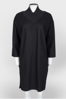 Black wool dress with all-over pocket