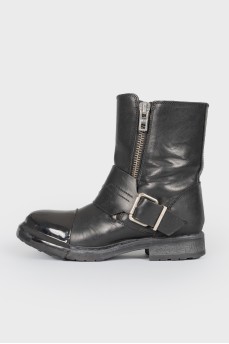 Black leather boots with rubber toe