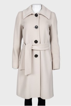 Beige woolen coat