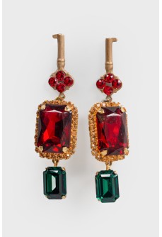 Clip earrings with stones