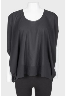 Black loose cut top with tag