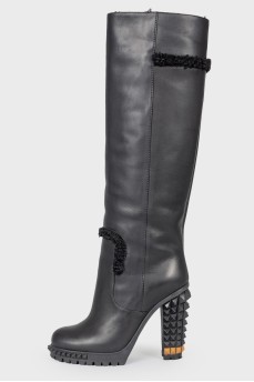 High leather boots with spiked heel