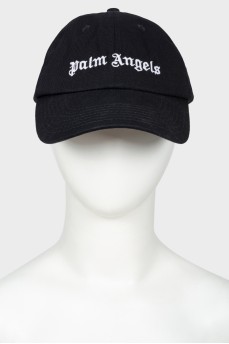 Embroidered brand logo cap with tag