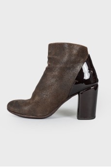 Ankle boots with patent heel