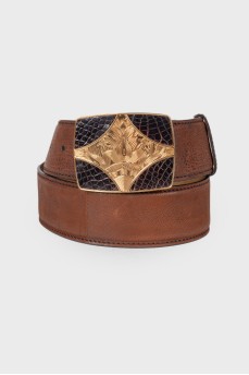Leather belt with massive buckle