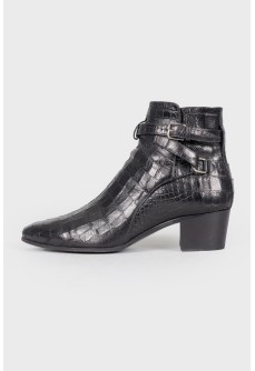 Leather texture ankle boots