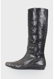 Textured leather metallic boots