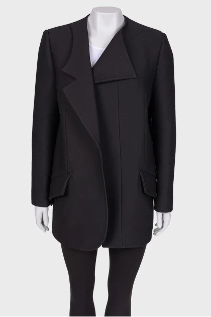 Black short coat without a clasp