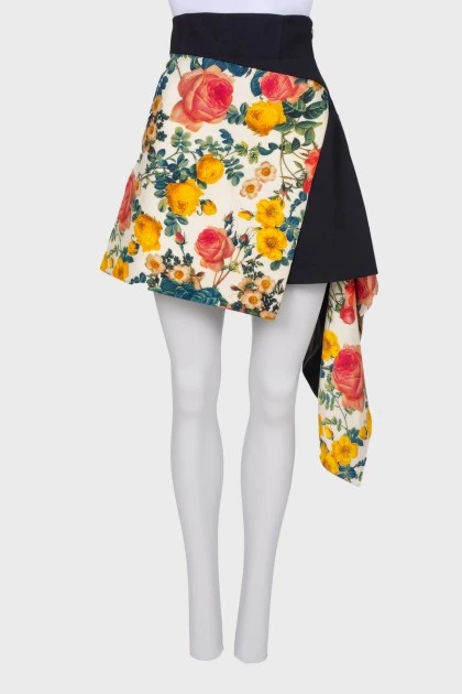 Asymmetrical flower print skirt