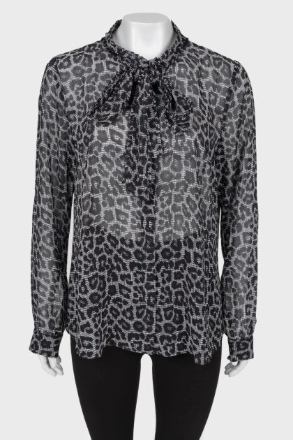 Blouse with leopard print