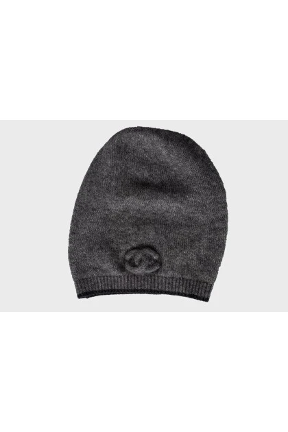 Cashmere hat with embroidered brand logo
