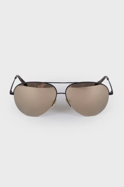Black frame sunglasses