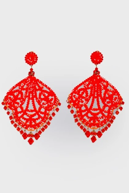 Earrings with red rhinestones