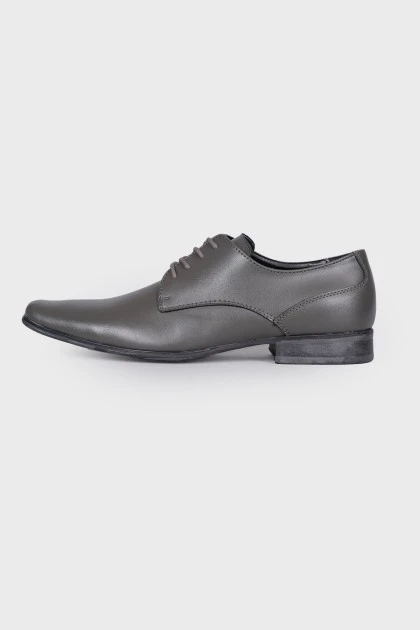 Men's gray shoes