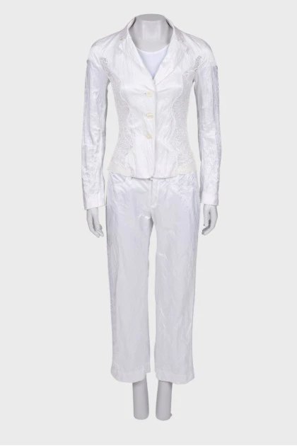 White suit with lace