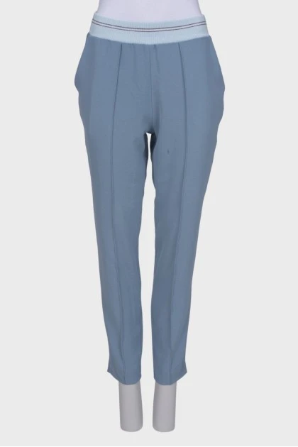 Blue trousers with elastic