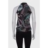 Blouse with abstract print and chain