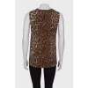 Blouse in leopard print with tag
