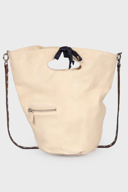Beige leather shoulder bag