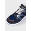 Men's blue sneakers with mesh