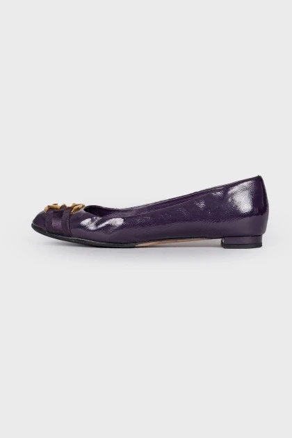 Purple patent ballerina shoes