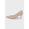 Pointed toe suede pumps