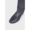 Medium heeled leather boots
