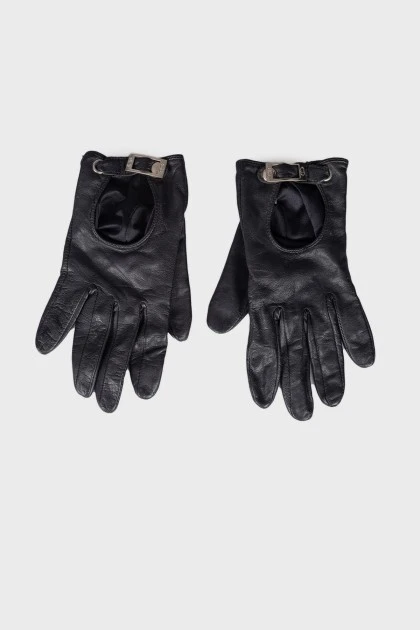 Cutout leather gloves