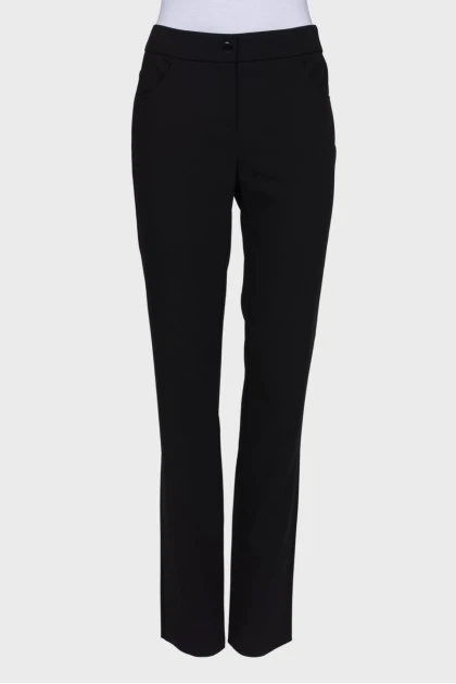 Black trousers with back pockets
