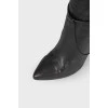 Pointed toecap black leather boots