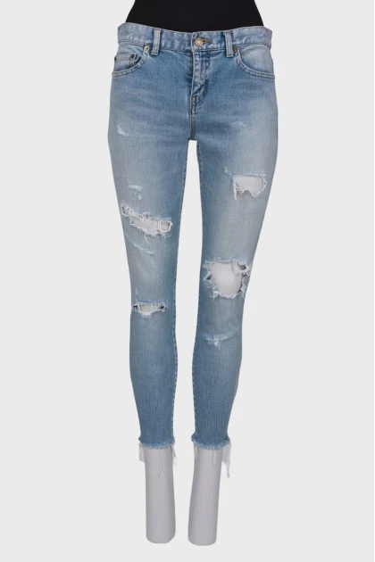 Ripped effect jeans