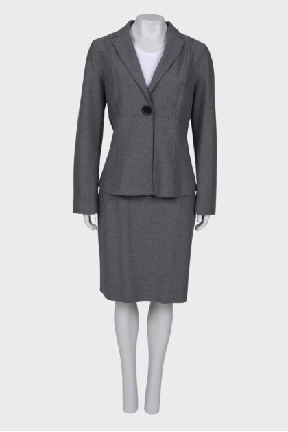 Wool gray suit with skirt