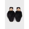 Suede mules with feathers