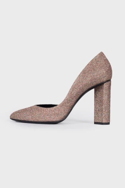 Shoes with glitter