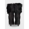 Suede ankle boots with fur