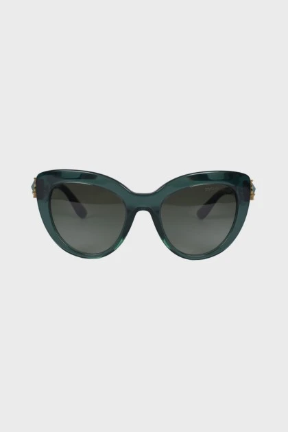 Green sunglasses with rhinestones