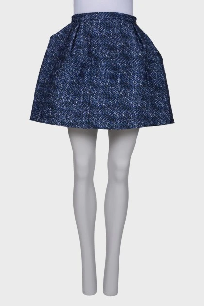 Skirt with 3D pattern