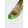 Peep-toe patent leather shoes