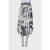 Pleated skirt in print