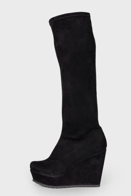Suede wedge boots