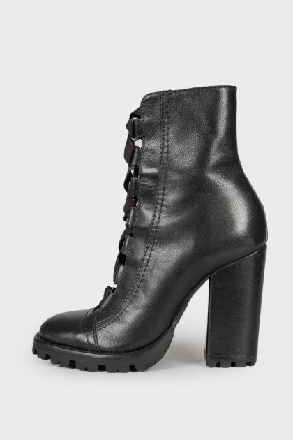 Lace-up leather ankle boots