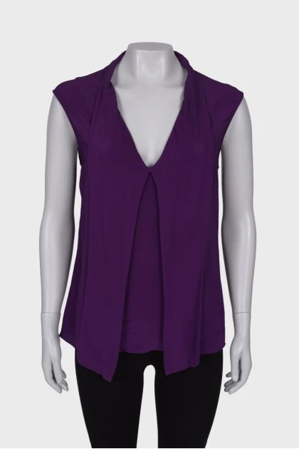 Purple sleeveless blouse