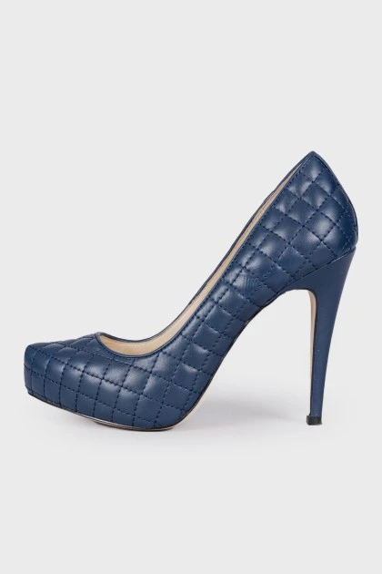 Navy blue quilted shoes