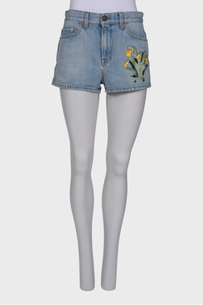 Embroidered denim shorts