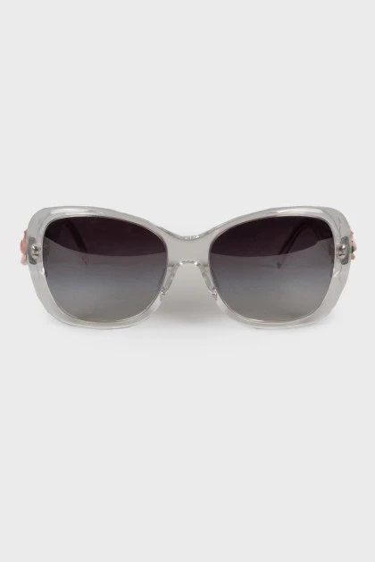 Translucent embellished sunglasses