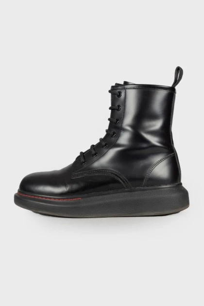 Platform leather boots