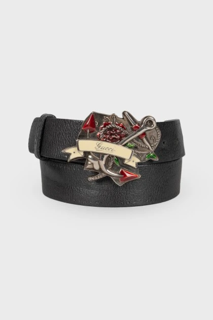 Leather belt with decorated buckle