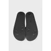 Black printed flip-flops